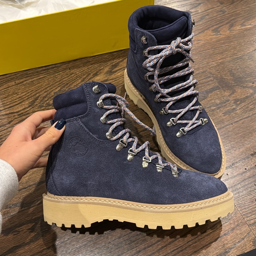 NWT Diemme Boots